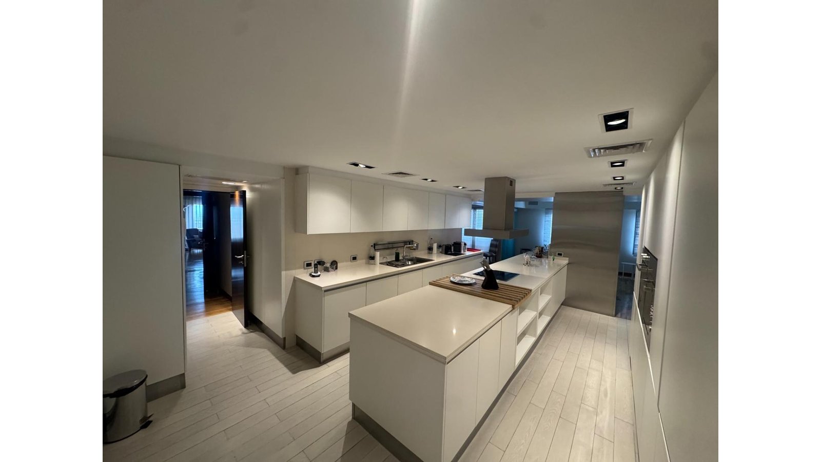 VENTA DEPARTAMENTO SIETE AMBIENTES C COCHERA GRAN CATEGORIA