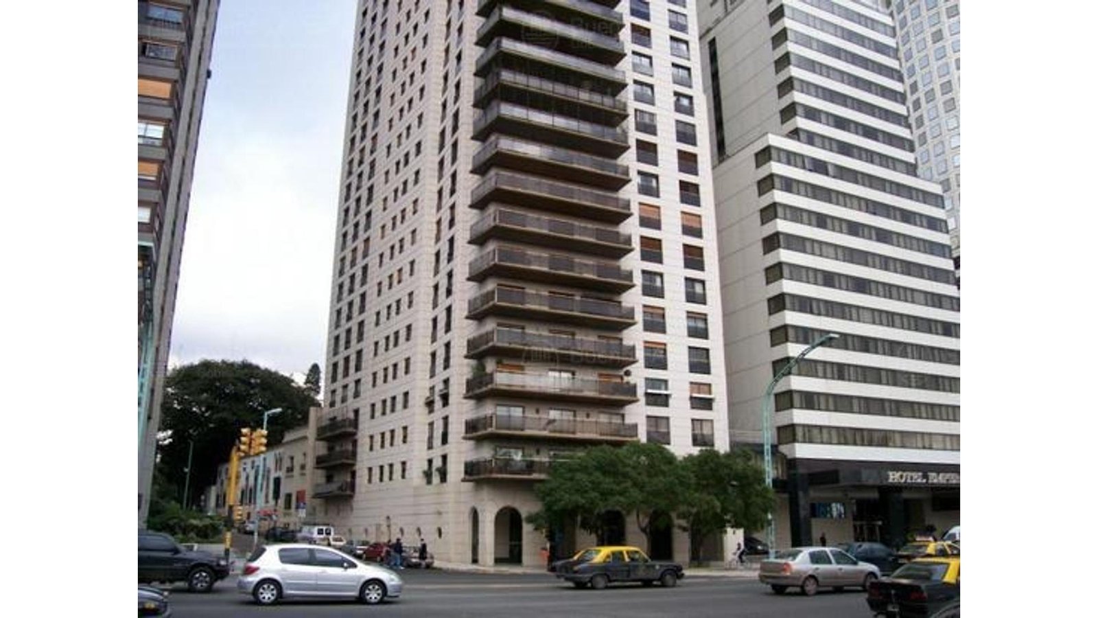 VENTA DEPARTAMENTO SIETE AMBIENTES C COCHERA GRAN CATEGORIA