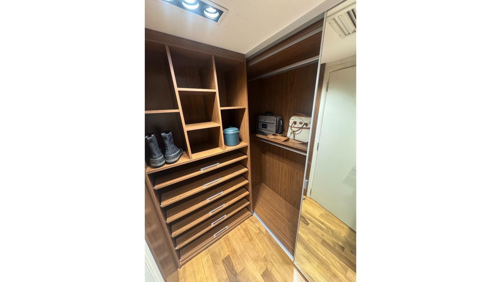 VENTA DEPARTAMENTO SIETE AMBIENTES C COCHERA GRAN CATEGORIA