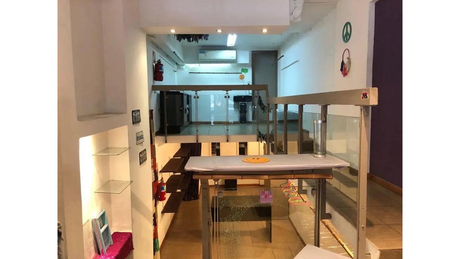 extra_large_6a18a784e3adc Alquiler de Local Comercial en Barrio Norte