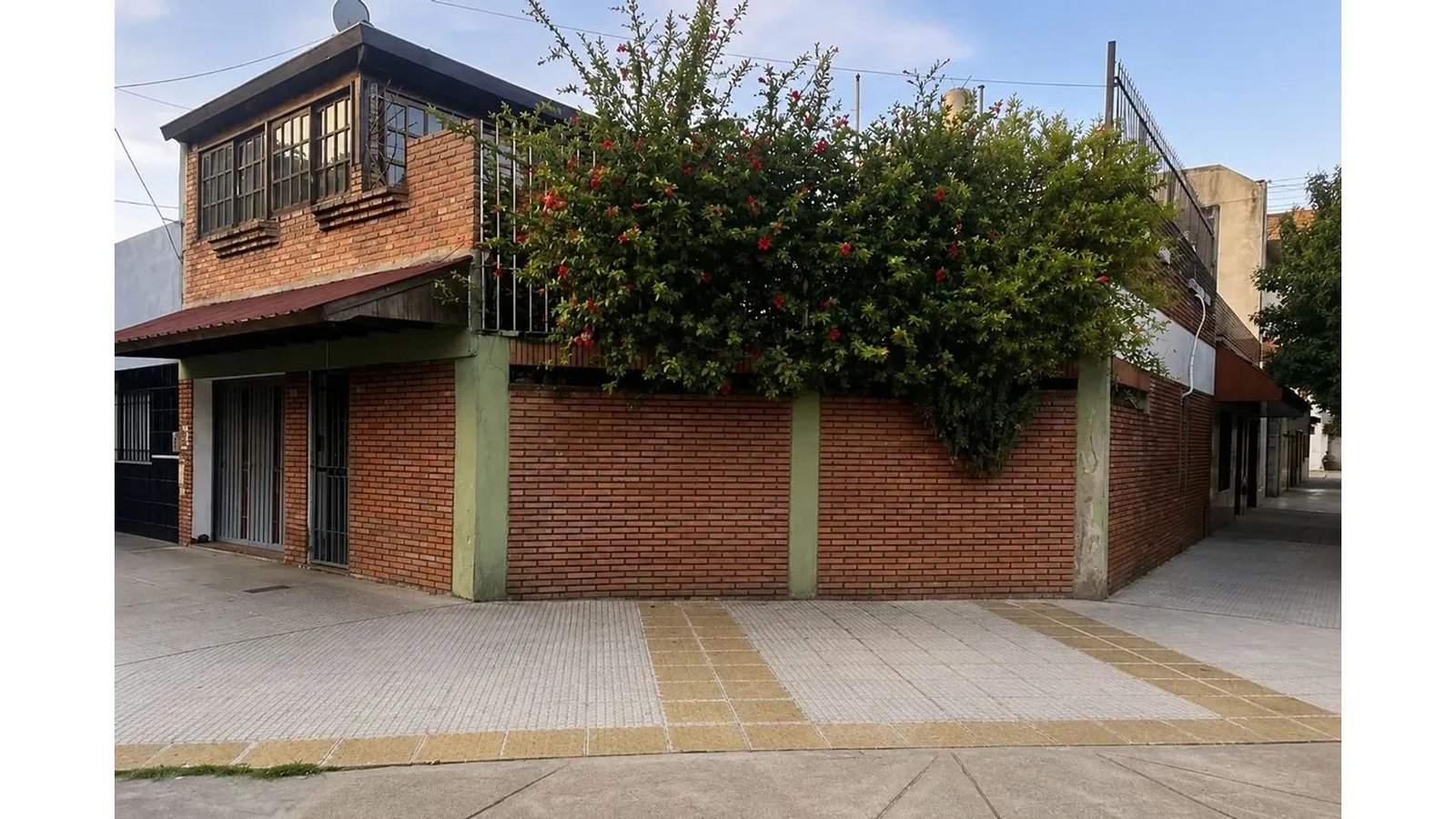Venta de Casa 3 Ambientes en Parque Avellaneda