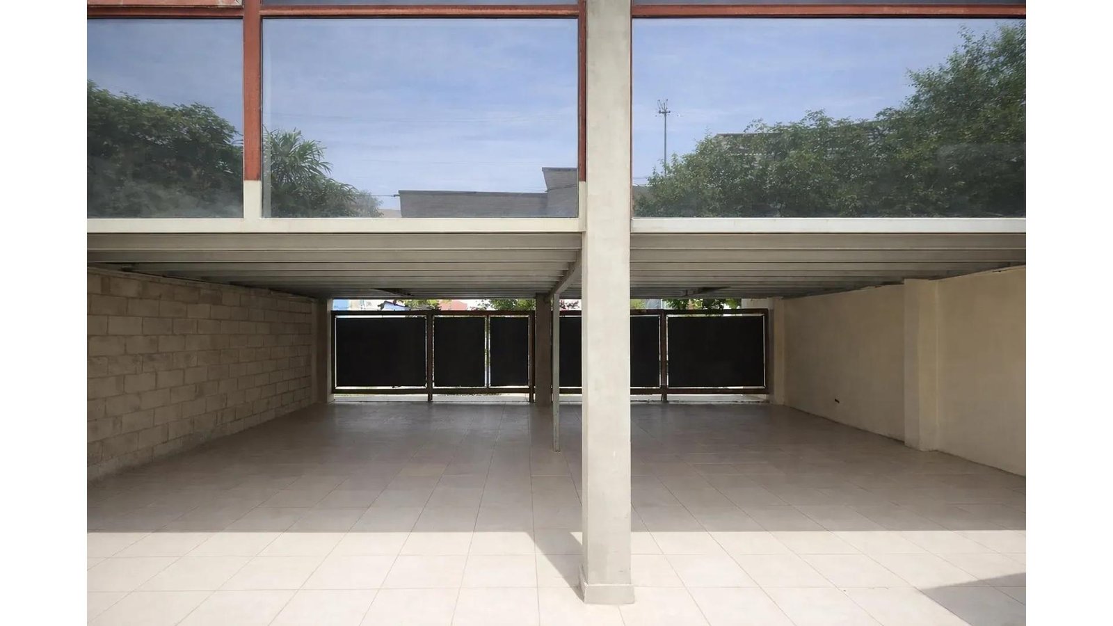 Venta de Esquina Comercial en Martinez