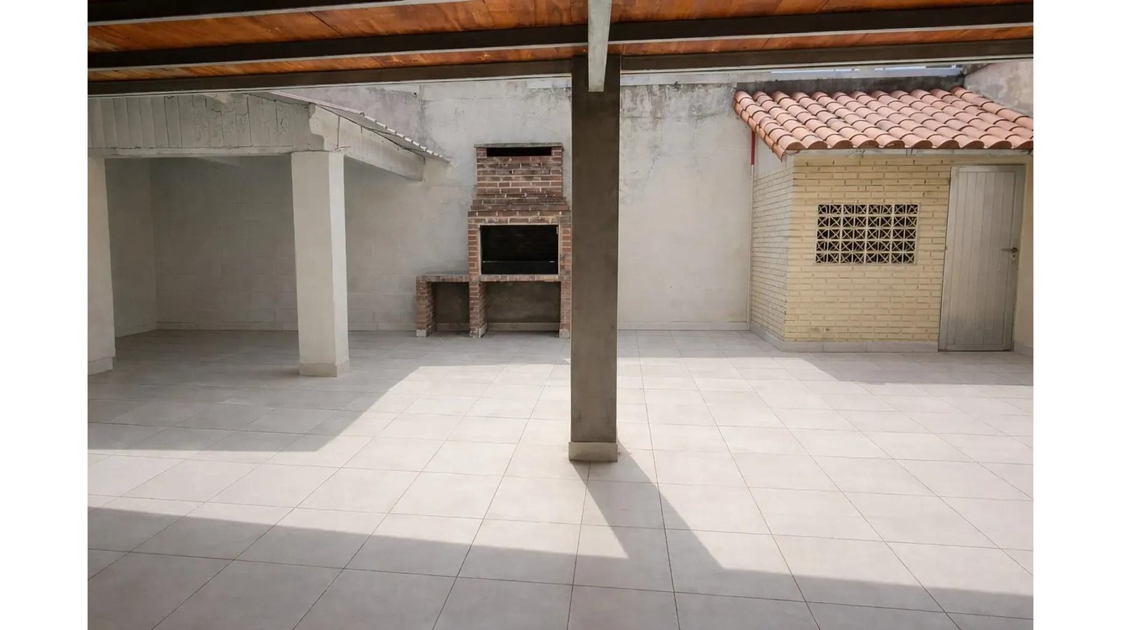 Venta de Esquina Comercial en Martinez