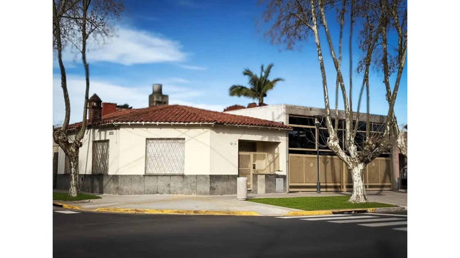 Venta de Esquina Comercial en Martinez
