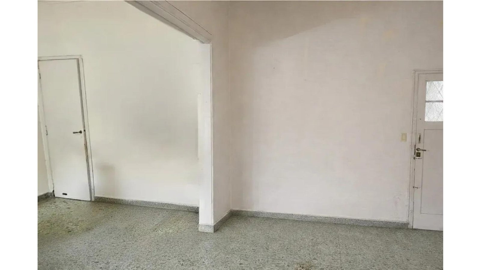 Venta de Esquina Comercial en Martinez